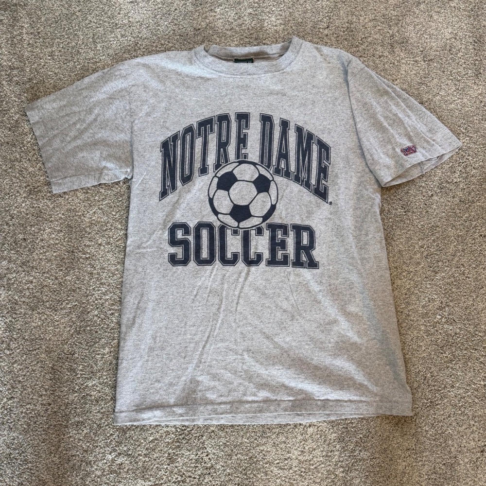 MV Sport Notre Dame Soccer T Shirt Mens Medium Gray Graphic Tee Short Sleeve